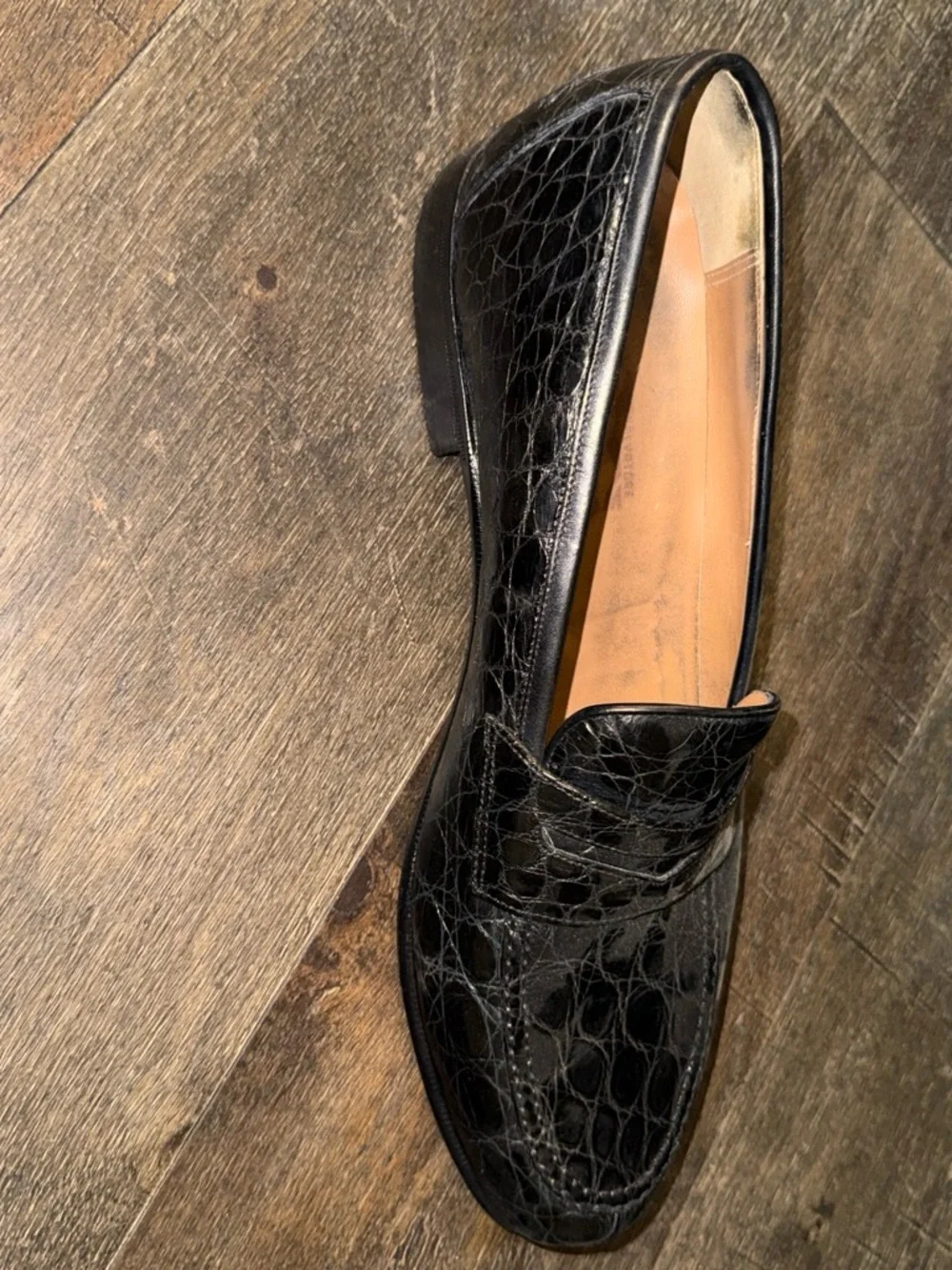 Salvatore Ferragamo Black Croc-Embossed Penny Loafers